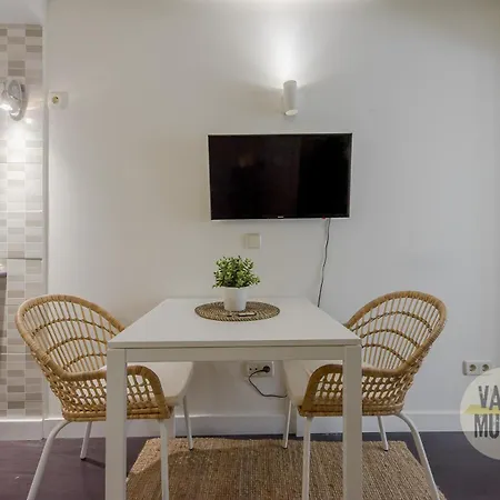 Appartamento Nuevo Loft 1Hab 3Pax En Plena Plaza De Chueca Madrid Esterno foto
